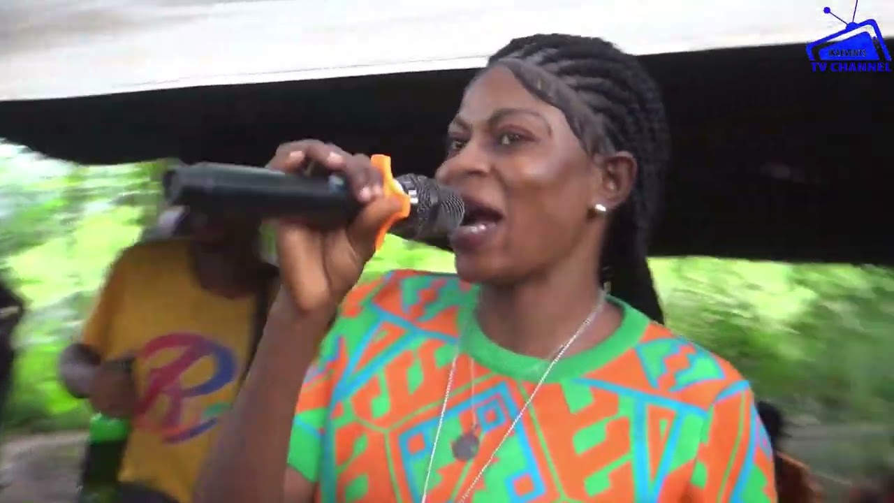 NGOZI DE IRON LADY LIVE IN IDUMUESAH @THE BURIAL OF LATE CHIEF S EKOME