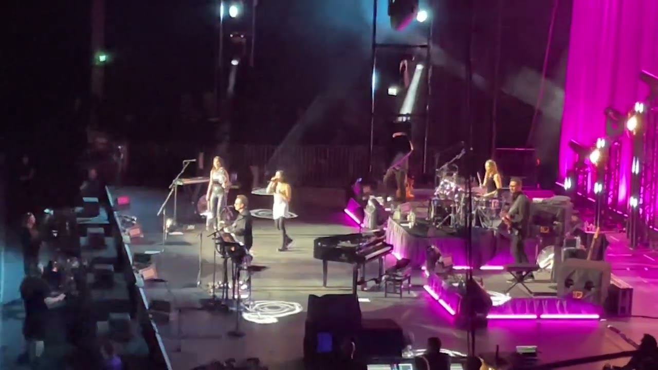 The Corrs - Breathless - OVO Hydro, Glasgow  - Sun 17 Nov 2024 #thecorrs