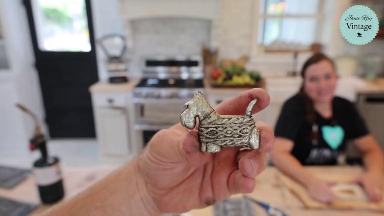 Crafting Christmas Ornaments and Decor with Iron Orchid Design Moulds - Reselling