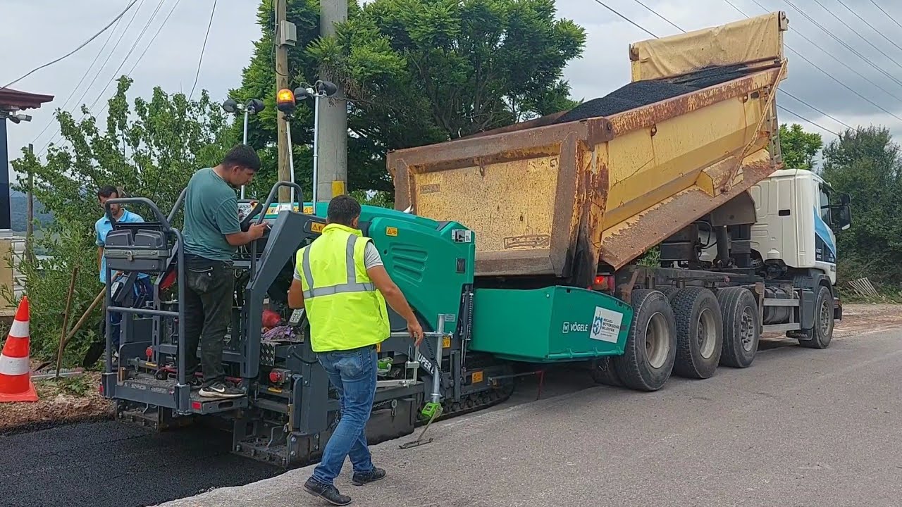 Vögele SUPER 800i Mini Finişer ile Asfalt Serimi Yapıyoruz (Asfalt Yama Çalışması)