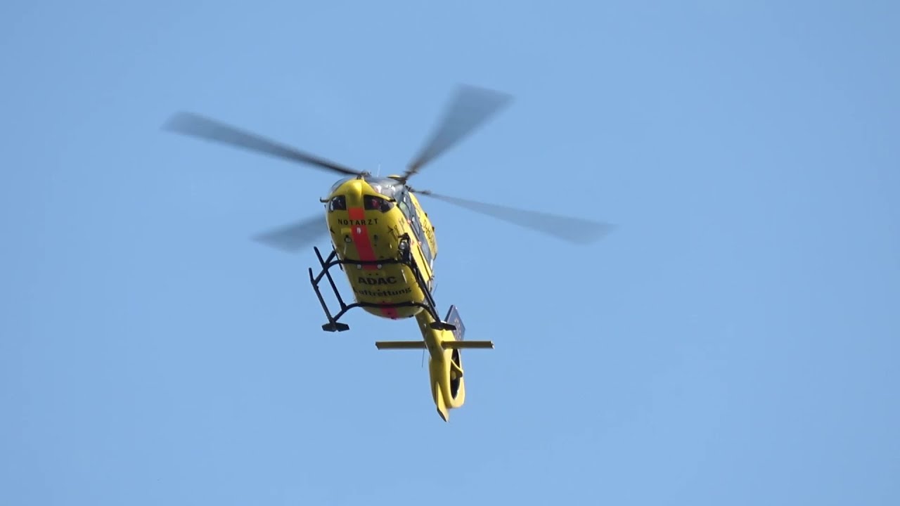 2 Schwimmer im Rhein lösen Wasserrettungseinsatz mit Hubschrauber aus in Bonn am 15.06.25
