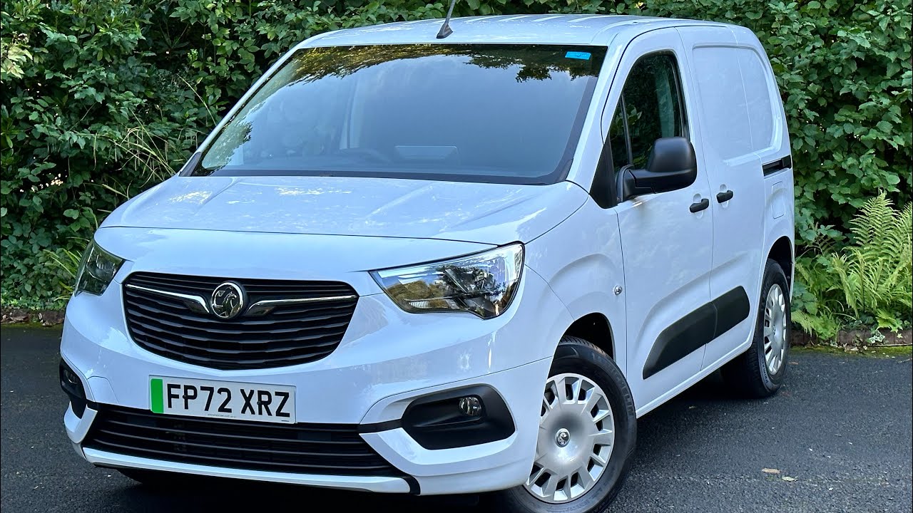 Vauxhall E-Combo, 72 reg, 50kw, 2700 miles, NO VAT.