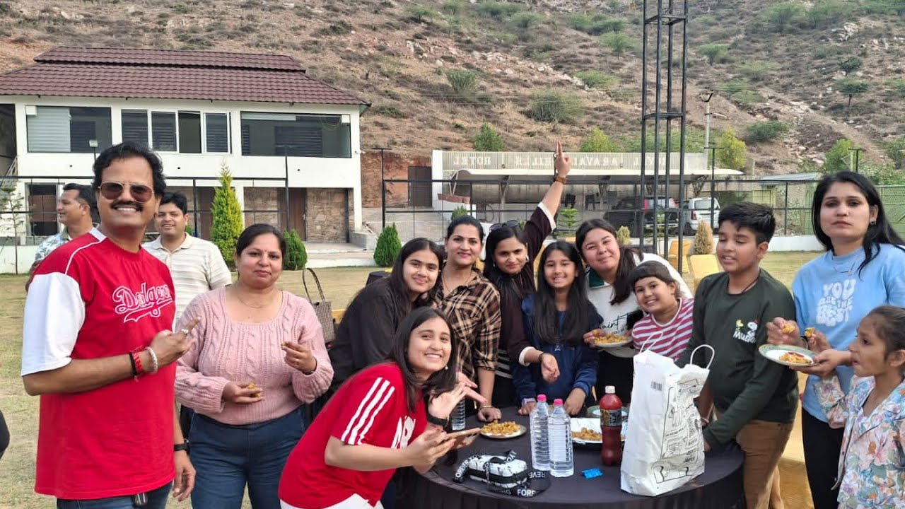 🎀New year 2026 ..Full on masti and games vlog with friends and family ♥️ featuring pushakr⛰️