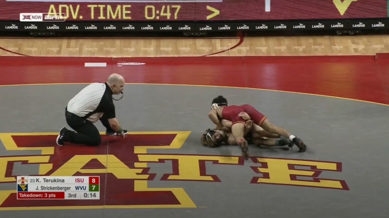 125lbs Kysen Terukina (Iowa State) vs Jett Strickenberger (West Virginia)
