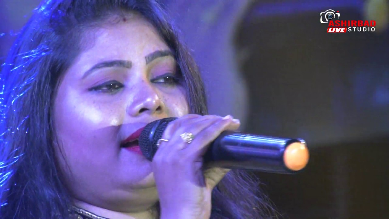 Zara Sa Jhoom Loon Main -( Dilwale Dulhania Le Jayenge Romance · 1995 ) Cover by Mou & Aziz