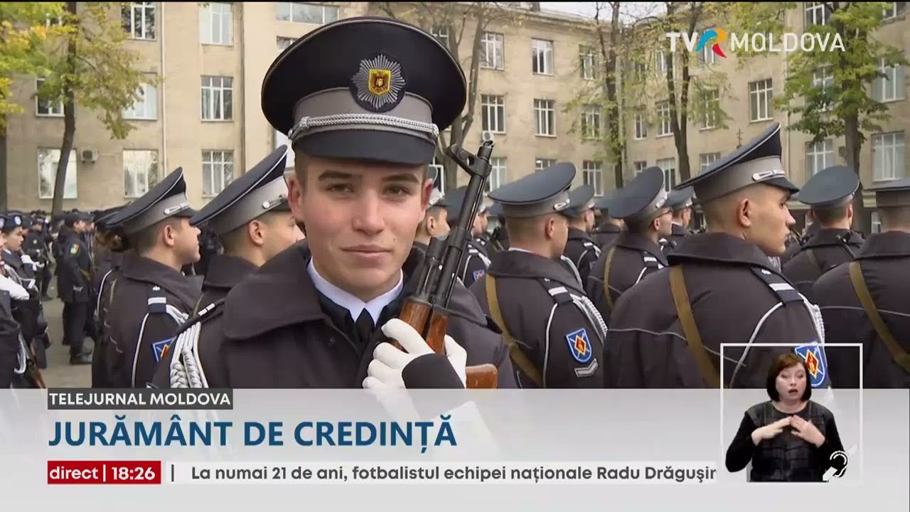 Peste 400 de studenţi ai anului I şi ofiţeri debutanţi ai Academiei  MAI au depus jurământul solemn