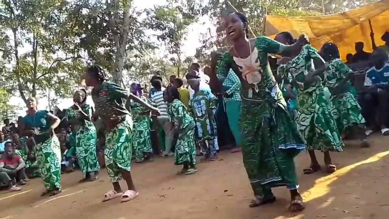 ZAWADI BIESSE PA MANGEDONIA