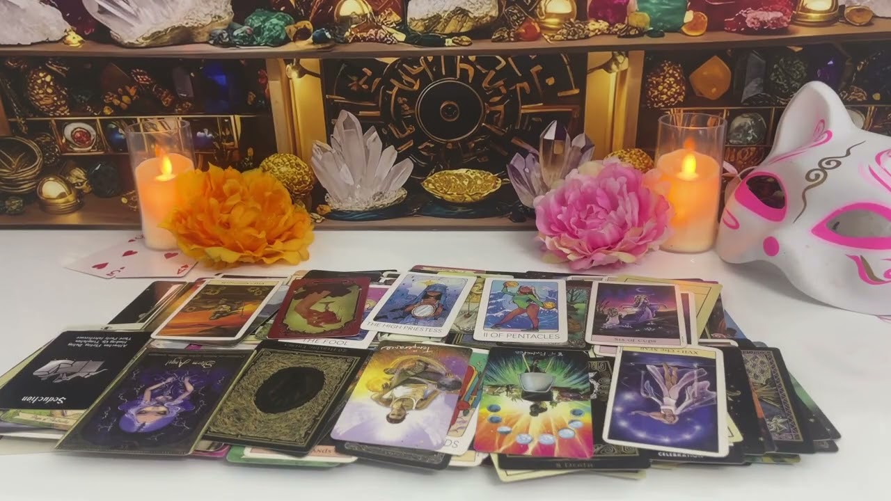 SCORPIO WHO IS THIS PERSON OBSESSIVELY WATCHING YOU 😲 SCORPIO   LOVE TAROT READING