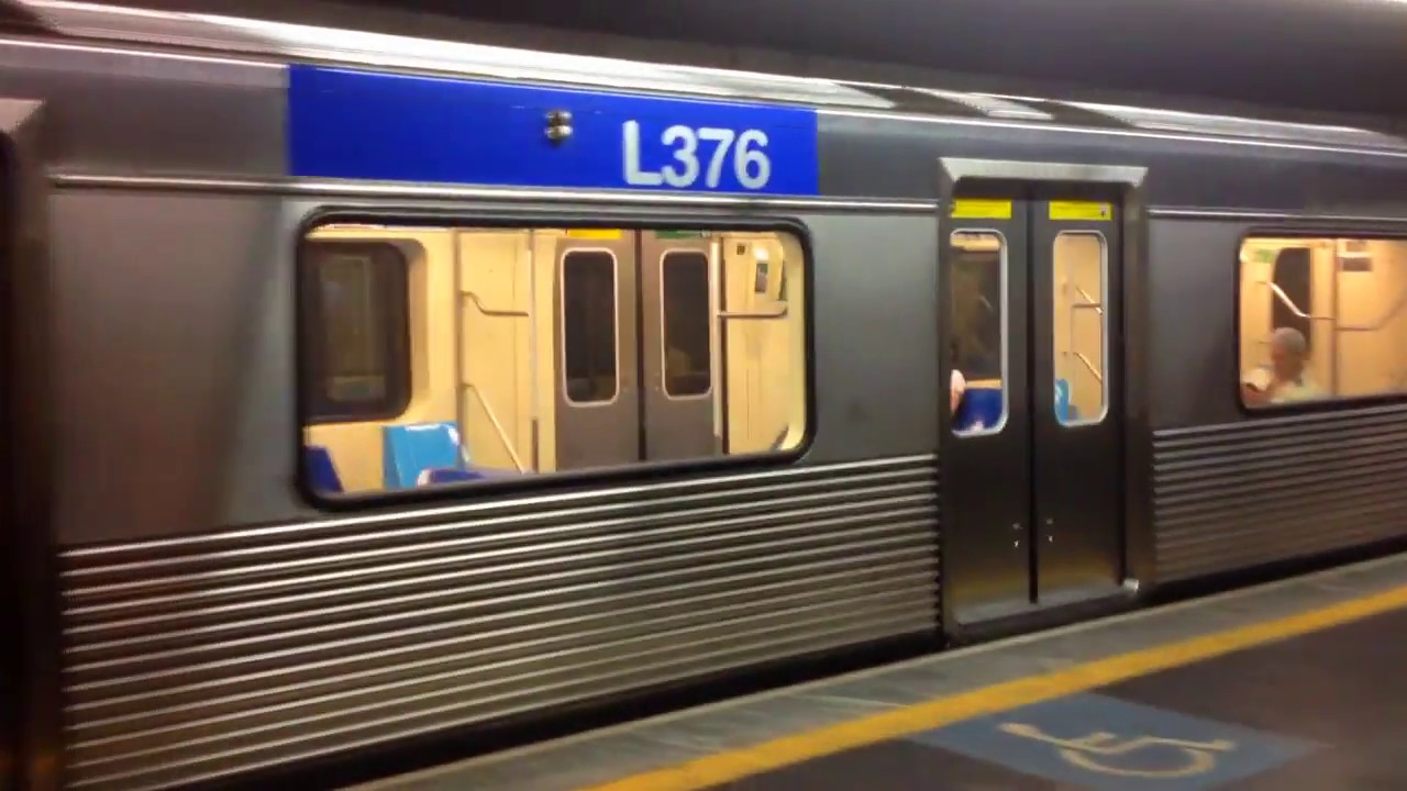 Metrô SP Frota L (L37 e L32) (ALSTOM/IESA) na estação Tucuruvi