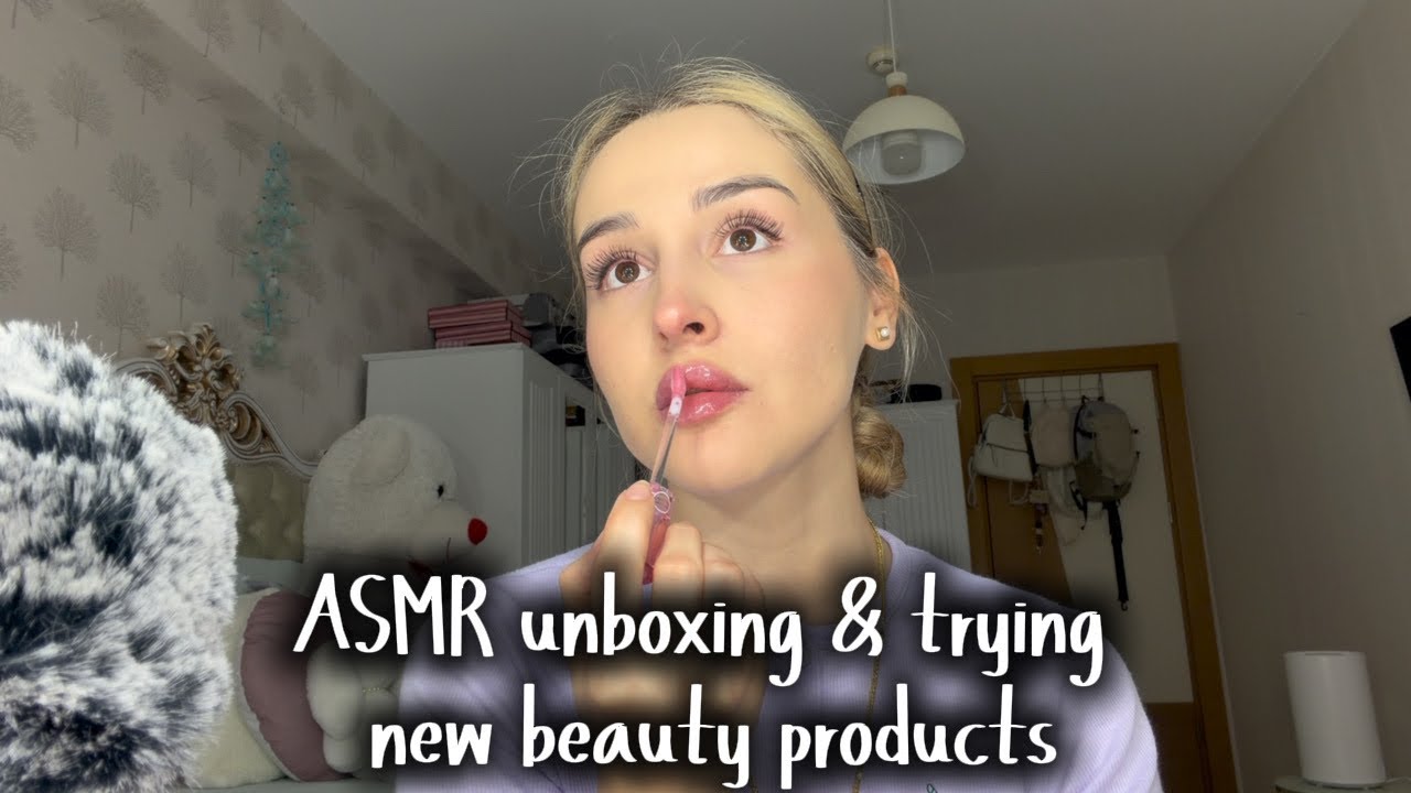 ASMR trying new beauty products💄 #asmr #trending #makeup #keşfet #asmrsounds 