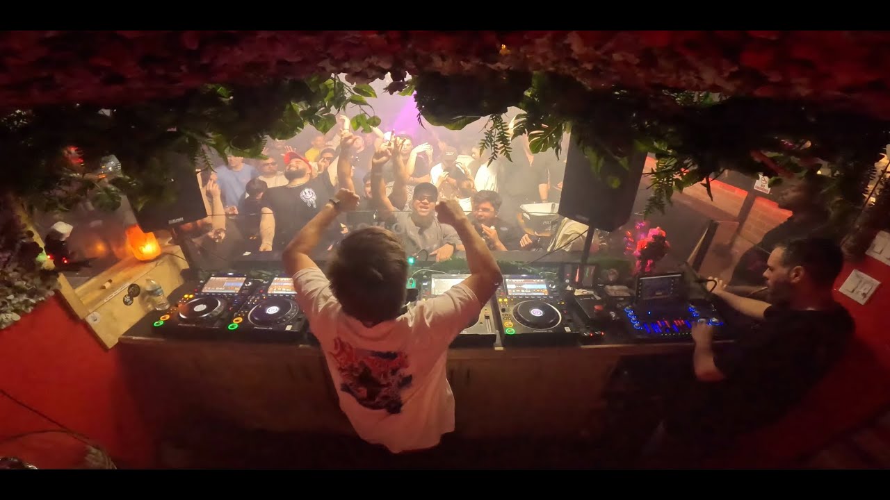 Julio Barrabino @ Do Not Sit On the Furniture  Dj Set - Miami, Florida
