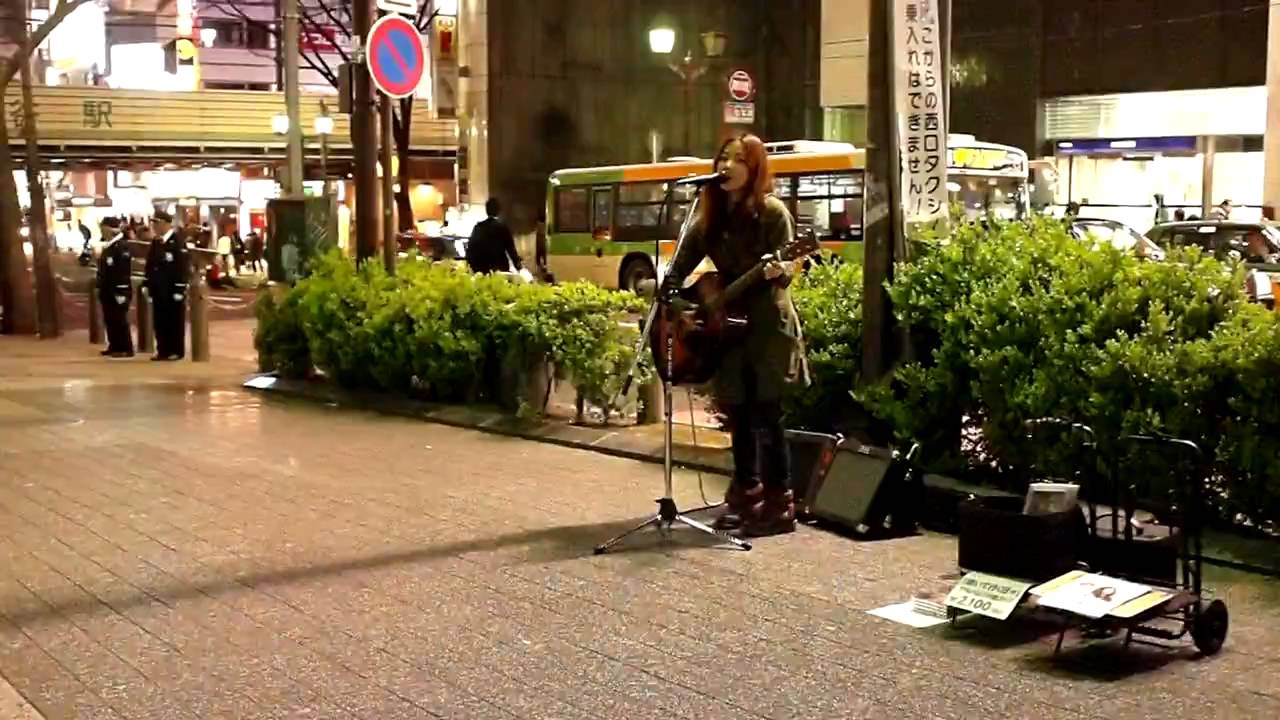 森 恵「そばに」2010.04.01渋谷路上