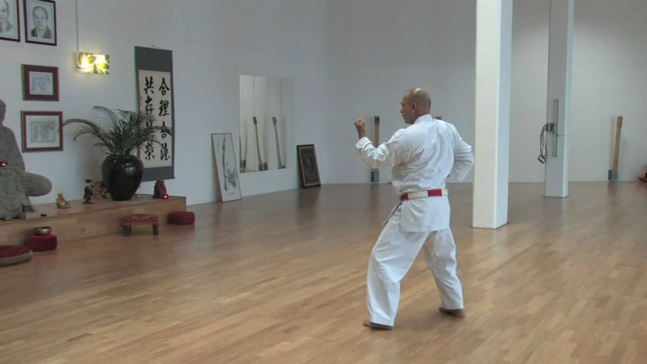Fukiyugata ni - Kata - Okinawa Shorinryu Shidokan Karatedo - Sensei Joachim Laupp 8.Dan Kyoshi
