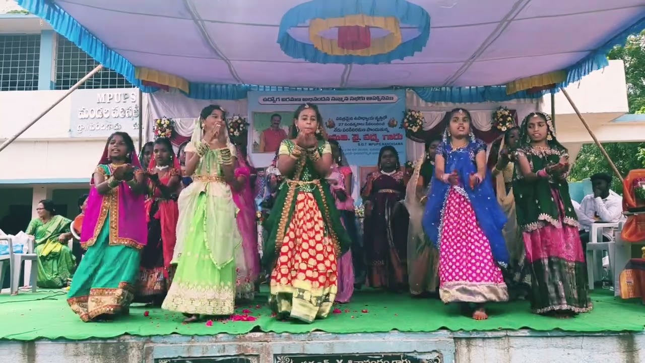 Padma Teacher Retirement | Ghallu Ghallu Dance Performance | UPS Nandigama 