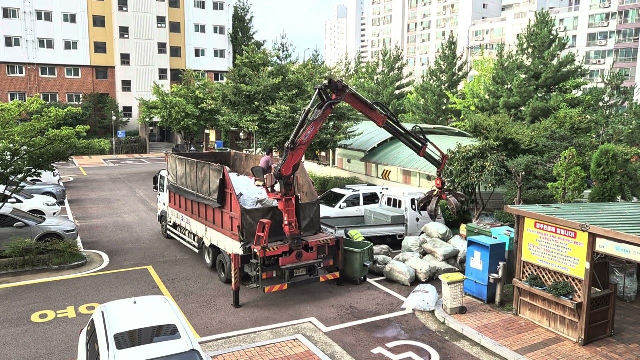 지율이가 좋아하는 집게차 #집게차 #지게차 #포크레인 #덤프트럭 #윙바디드럭 #레미콘 #트레일러 #너클크레인 #중장비차