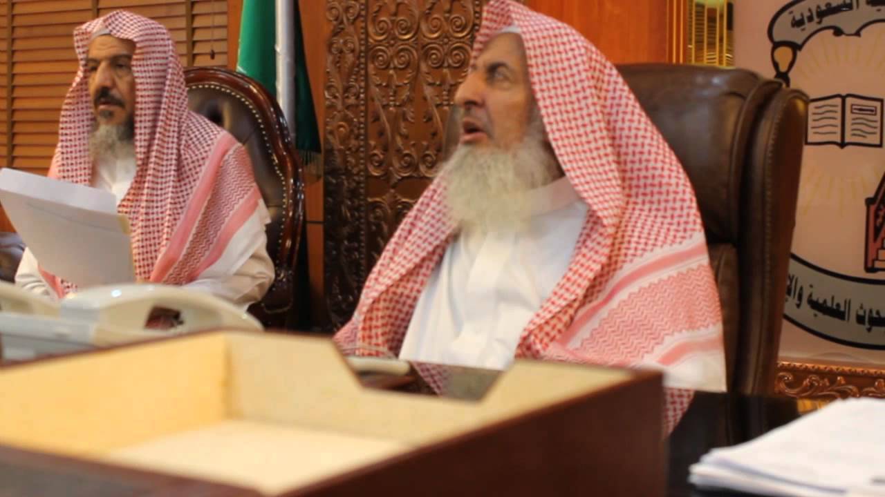 مذيع نعيم ( الاعلامي صالح الغامدي )