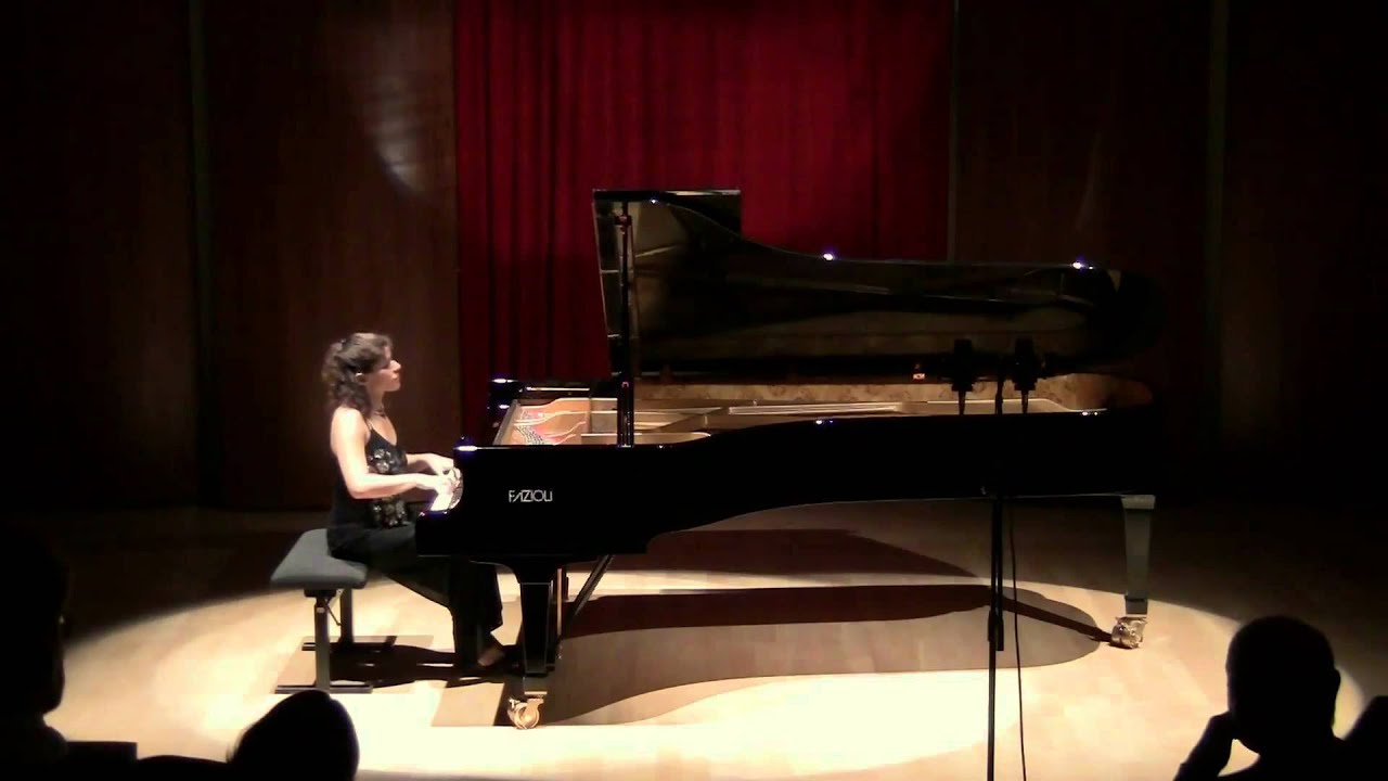 Inna Faliks: L.V.Beethoven Polonaise op. 89