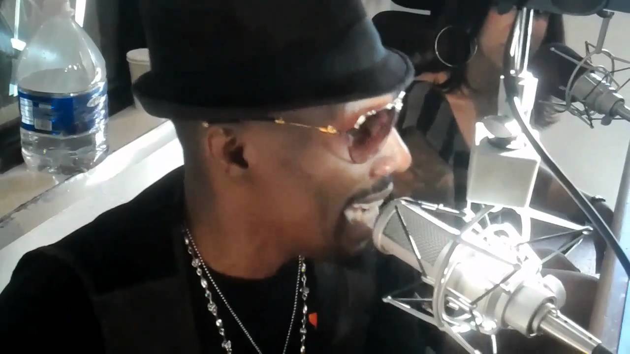 Charlie Murphy - On Grambling, Hugs, Massages and Jerry Curls