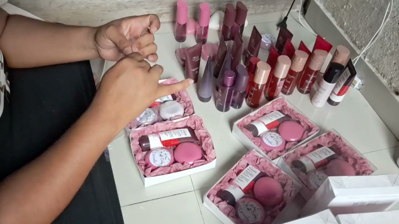 ACABOU TUDO 💫 FAZENDO NOVOS PRESENTES NA CAIXA COM VISOR ✨️