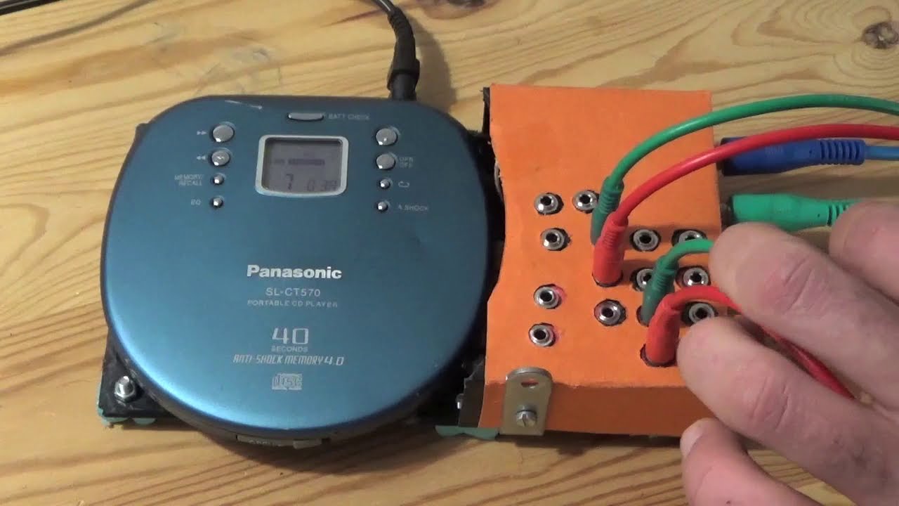 Circuit bent discman Panasonic SLCT570 anti-shock memory - 1st mode (10 sec memory)