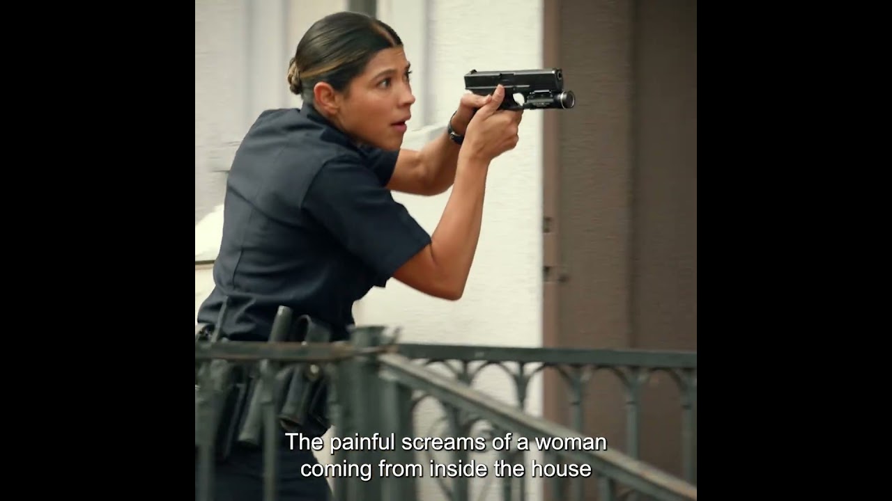 The police just wanted to issue a ticketBut unexpectedly someone stepped in to deliver justice?!