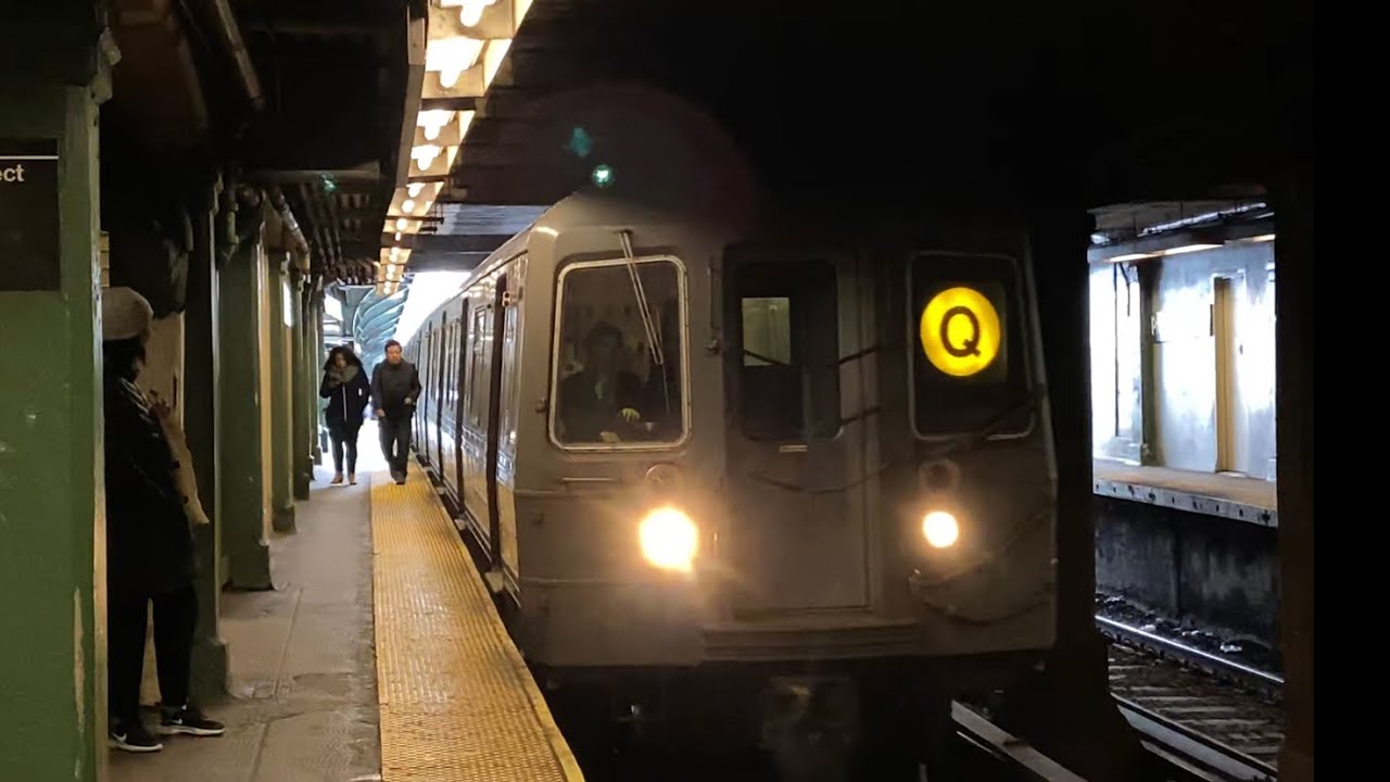 BMT Subway: (S) Train Ends/Begins Service with (B) and (Q) Trains @ Prospect Park (R46, R68, R160B)