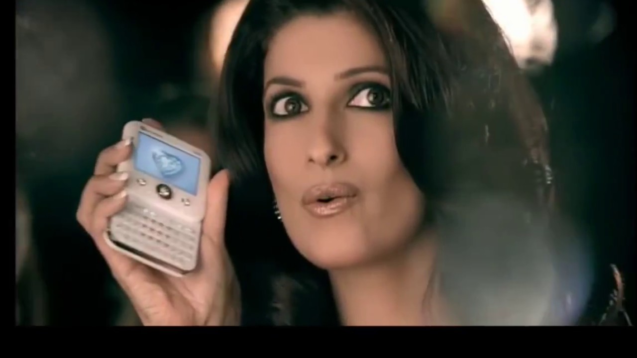 Launch Ad | Micromax Q55 Bling TVC ft. Twinkle Khanna