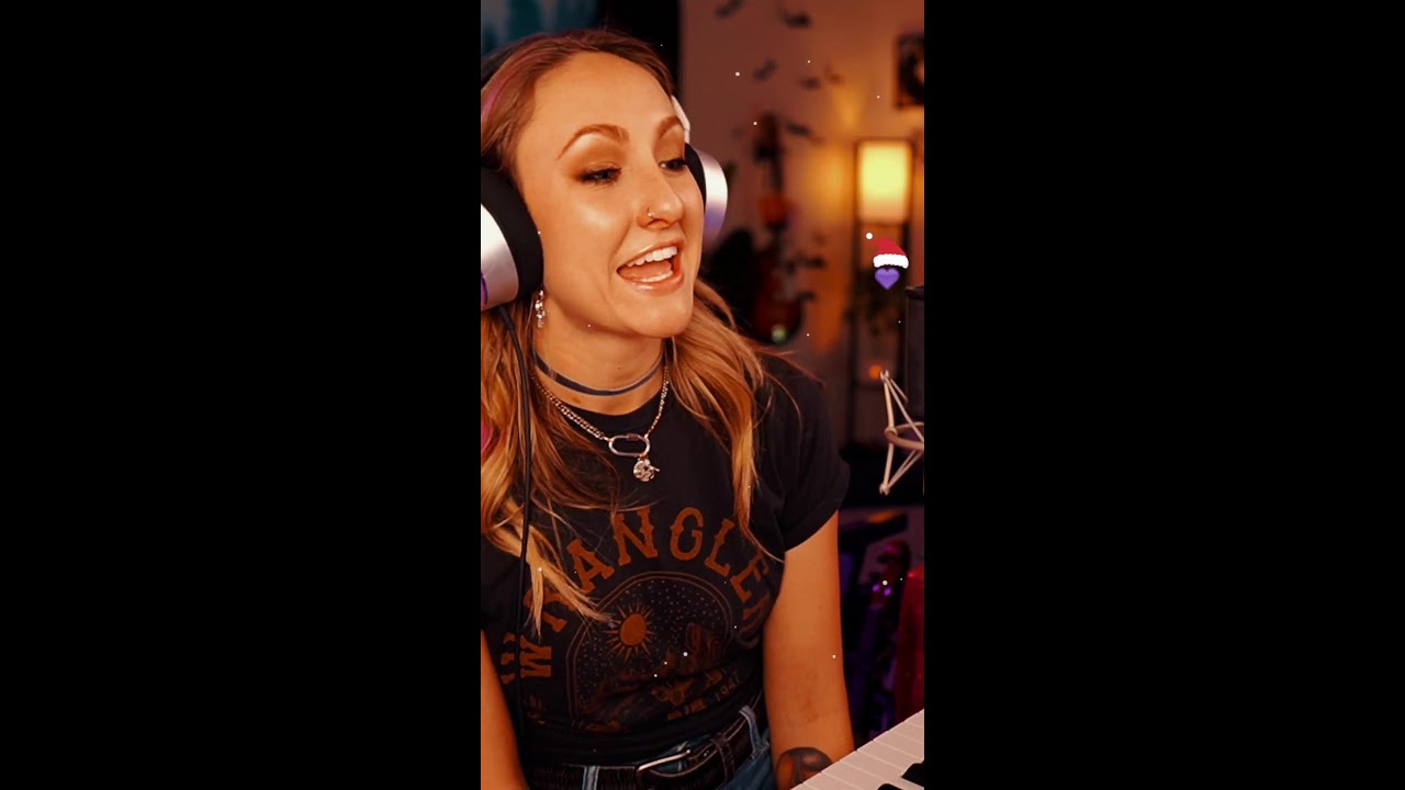 LIVE MUSIC | VIOLIN, SINGING & LOOPING