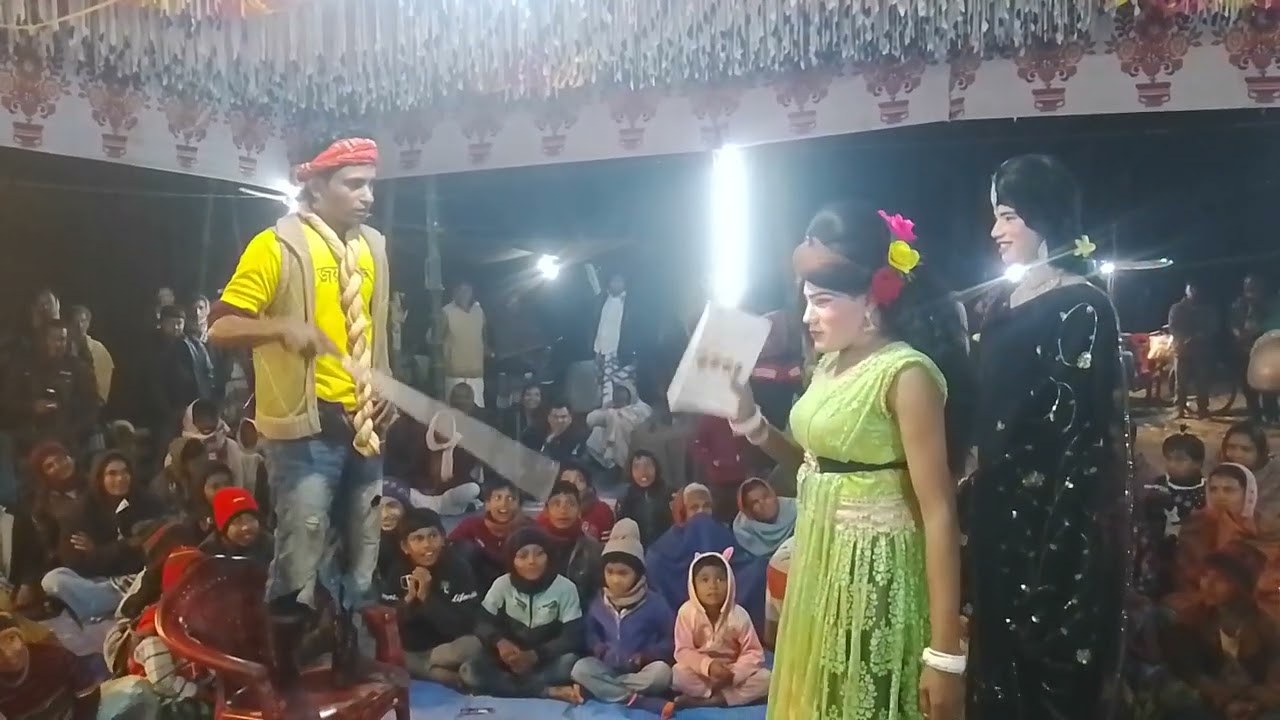 নেলুপুর খুলে দুষ্টামি 