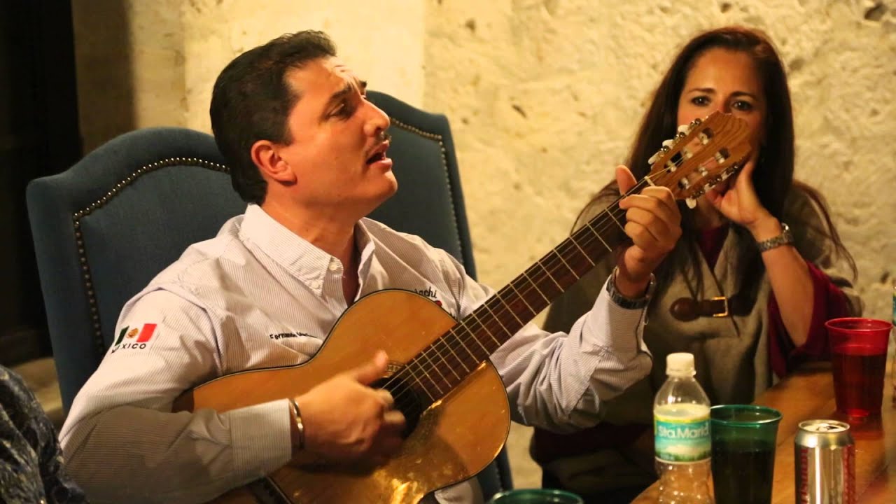 Fernando Martinez - Cuatro Milpas - Mariachi Nuevo Tecalitlan