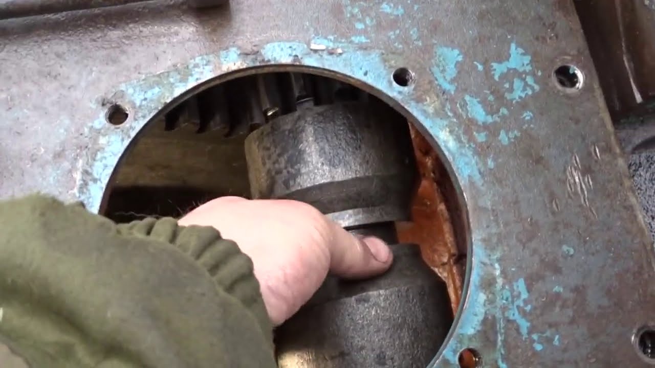 ремонт и регулировка блокировки трактора ЮМЗ 6\/repair and adjustment of the tractor lock YMZ 6