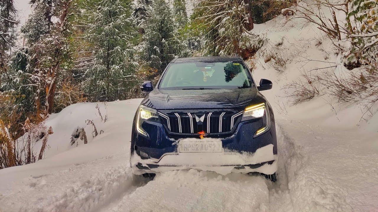Snow ride with XUV 700 AX7 AWD .| off roading | Shimla |Extreme snow ride #mahindra #xuv700 #offroad