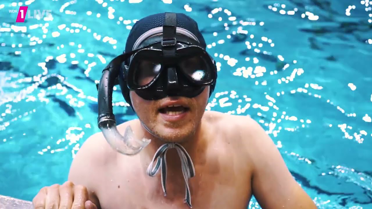 Daniel Danger als Unterwasserrugby-Spieler (1LIVE)