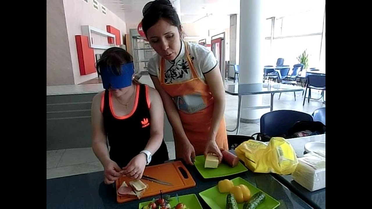 International Inclusive Game Jekaterinburg   Shot 1: Blind Essen zubereiten... geht das? Und wie!