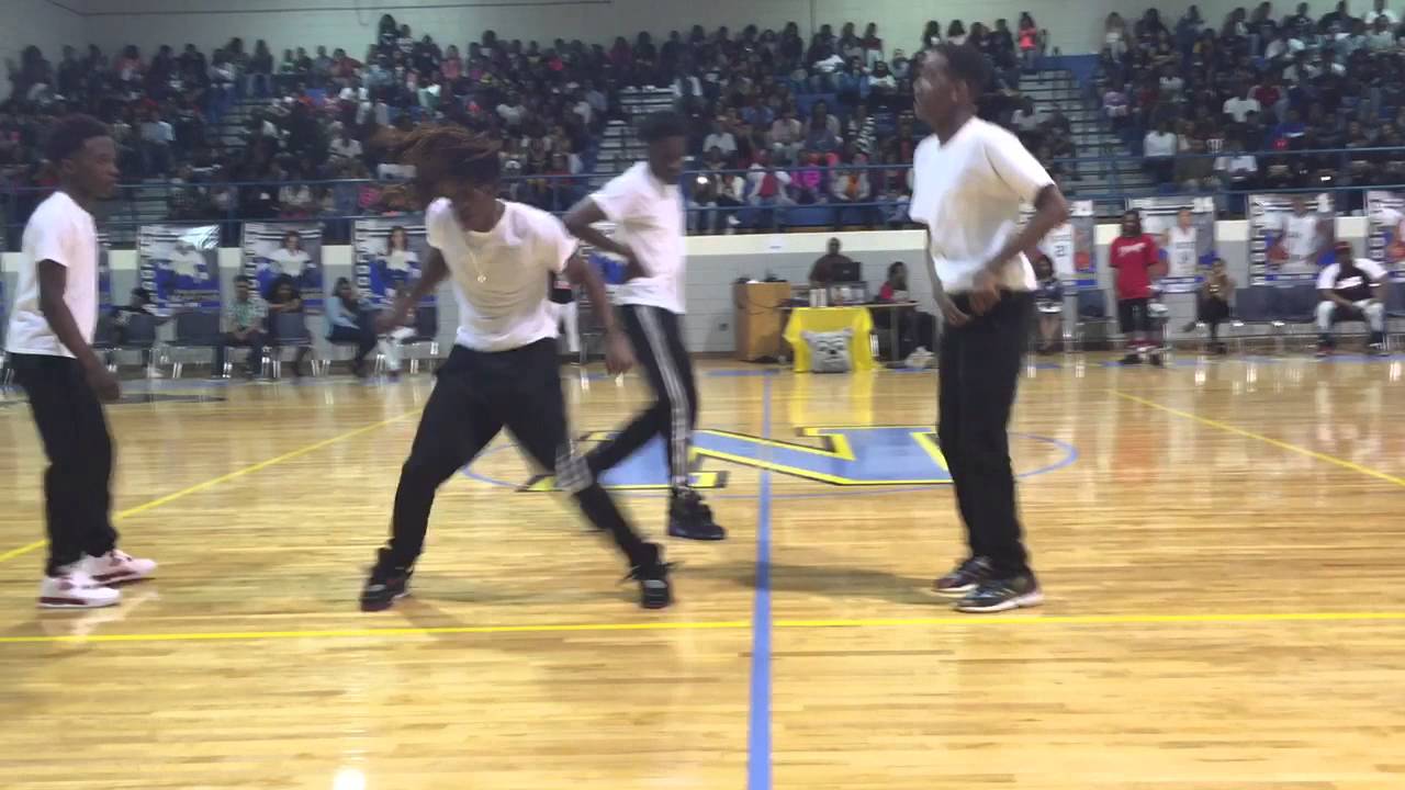 Dre and his team go dumb !!!