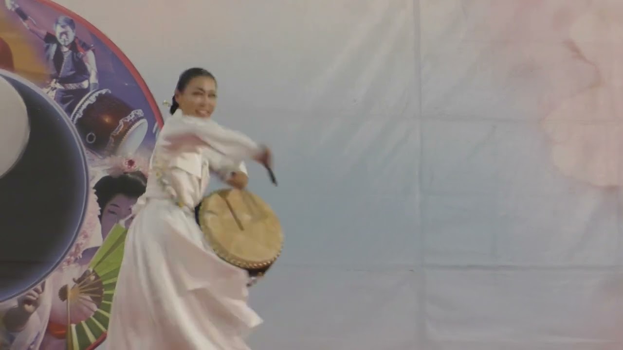 FESTIVAL DELL'ORIENTE, NAPOLI 2023: DANZA COREANA DEI  TAMBURI (JE JU-DO)
