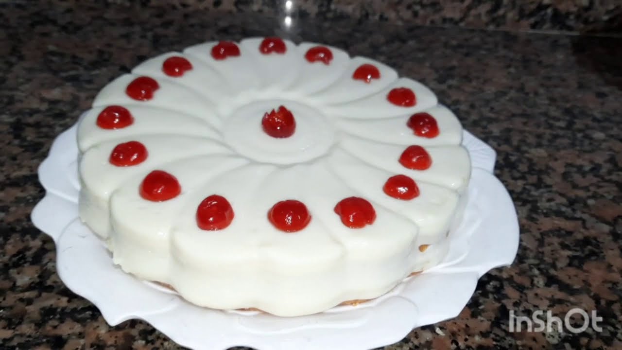 ألذ كيكة بالكريمة سهلة بنكهة الكراميل و الموز أروع ما جربت😍😍