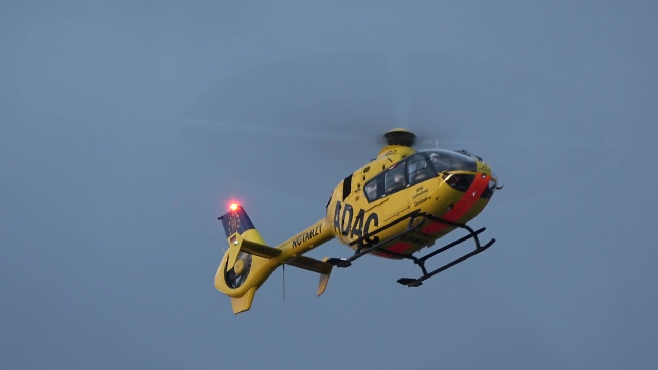RTH Christoph 25 D-HHBG ADAC Luftrettung Siegen + HLF 20 Werkfeuerwehr Uniklinik Bonn am 16.11.22