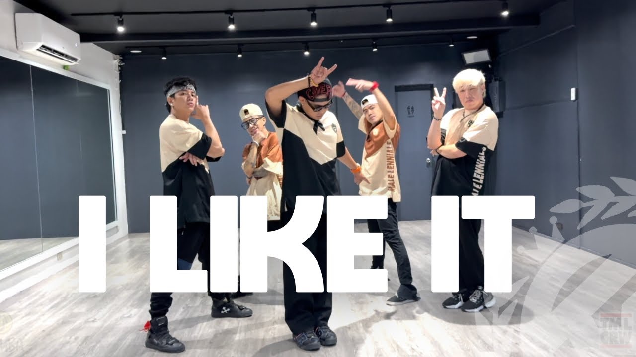 I LIKE IT (Massive D Latin Remix) by Cardi B, Bad Bunny, J Balvin | Zumba | TML Crew Johnros Rosita