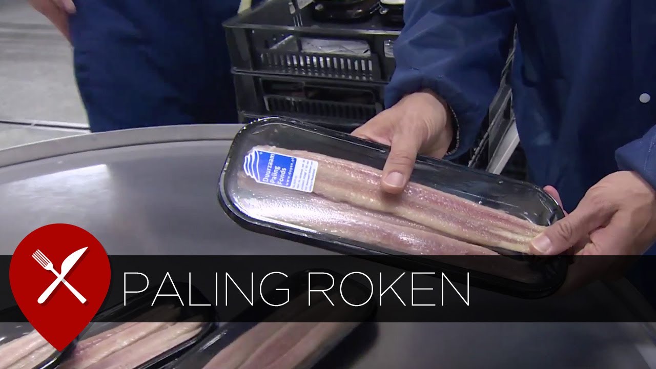 Paling roken bij palingrokerij Klooster Enkhuizen