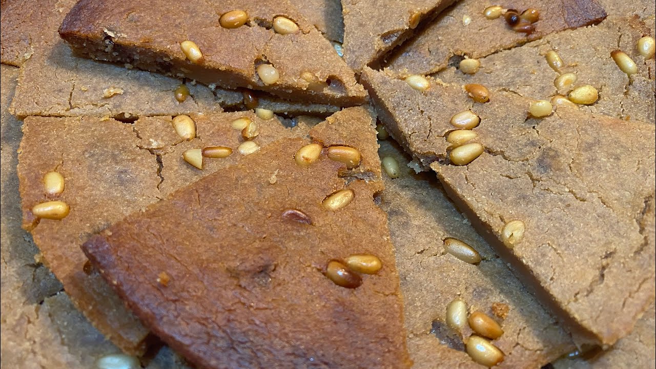 #Castagnaccio #ligure #torta #golosa #autunnale #dolce in #pochi #minuti #chestnuts #flour #cake