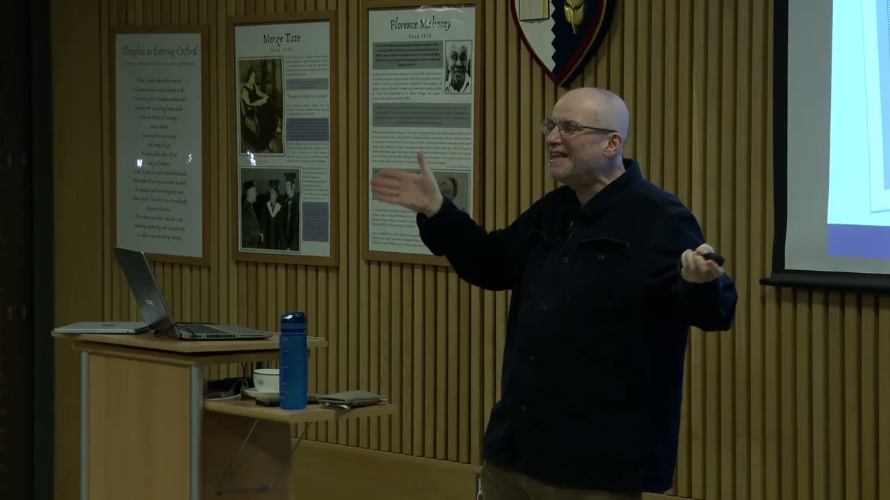 How LLMs Understand Text: Context and Meaning in the AI Age