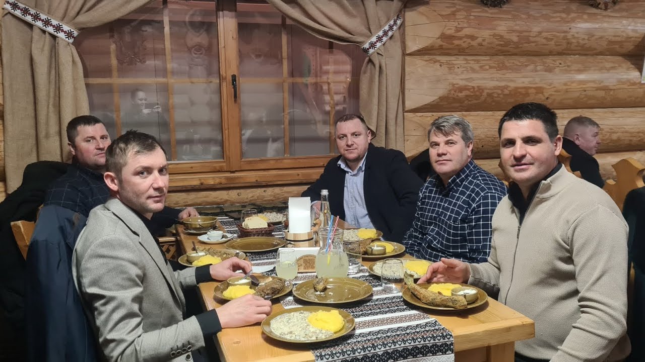 Titi Turcoman, Petrică Petrovici și Ionel _Voi din pragul așteptări
