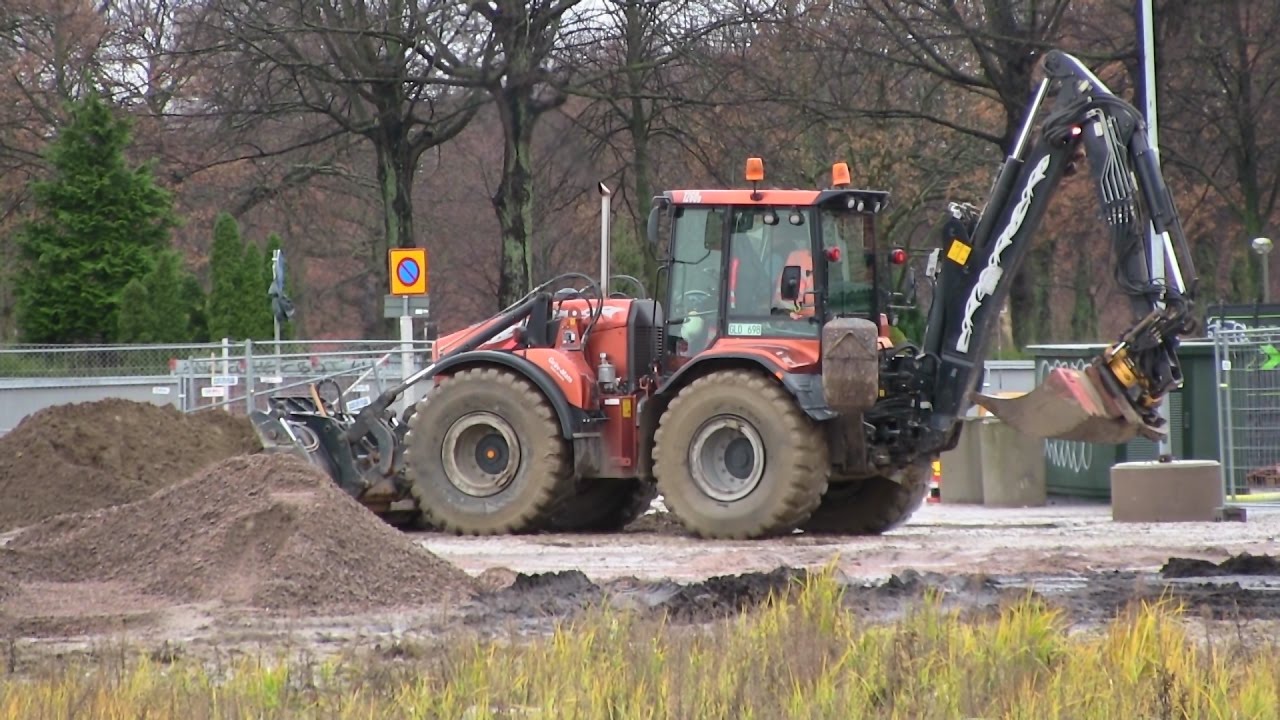 Huddig 1260b Backhoe With ABL Bucket 1080P in Action
