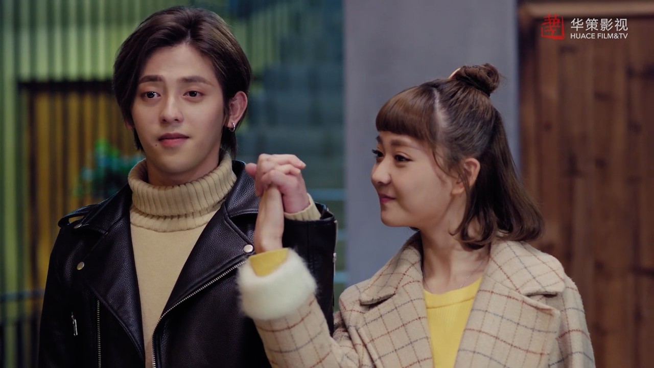 浪漫时刻！他向女孩表白了，两人甜蜜爱情开始了！💖 中国电视剧 Chinesedrama Dramas