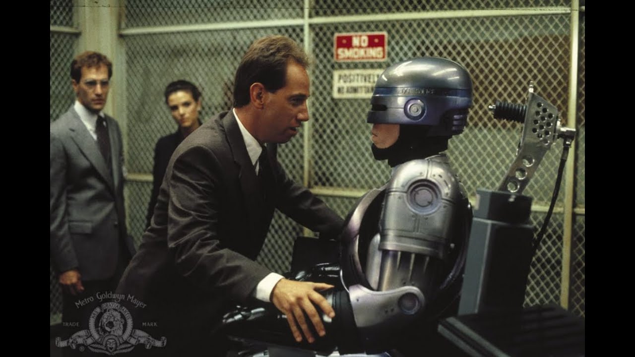 ROBOCOP (1987): A Retro Movie Review of Paul Verhoeven's Classic | RETRO REVIEW | Ep. 1