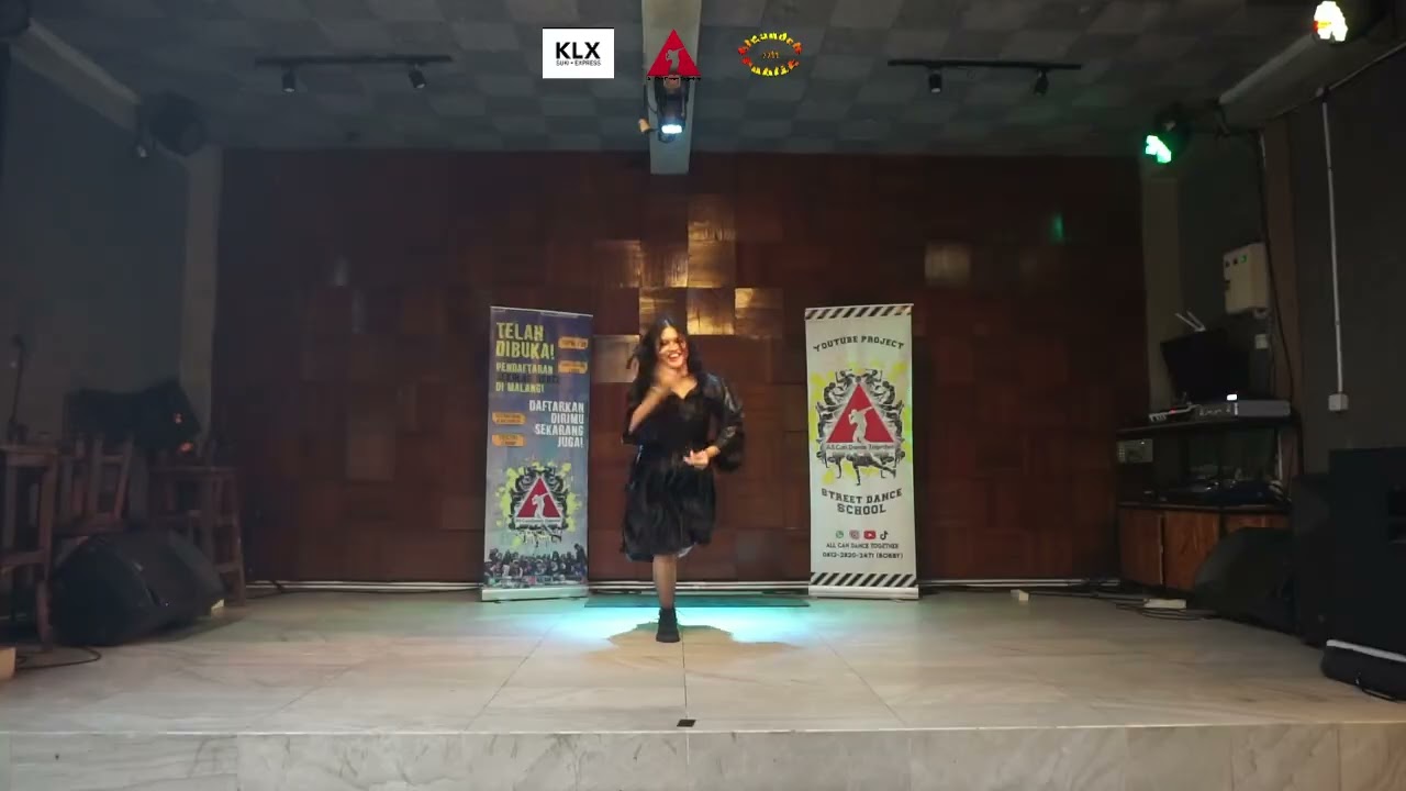 JUNITA - Beginner Adult | AGP Lite 7.4