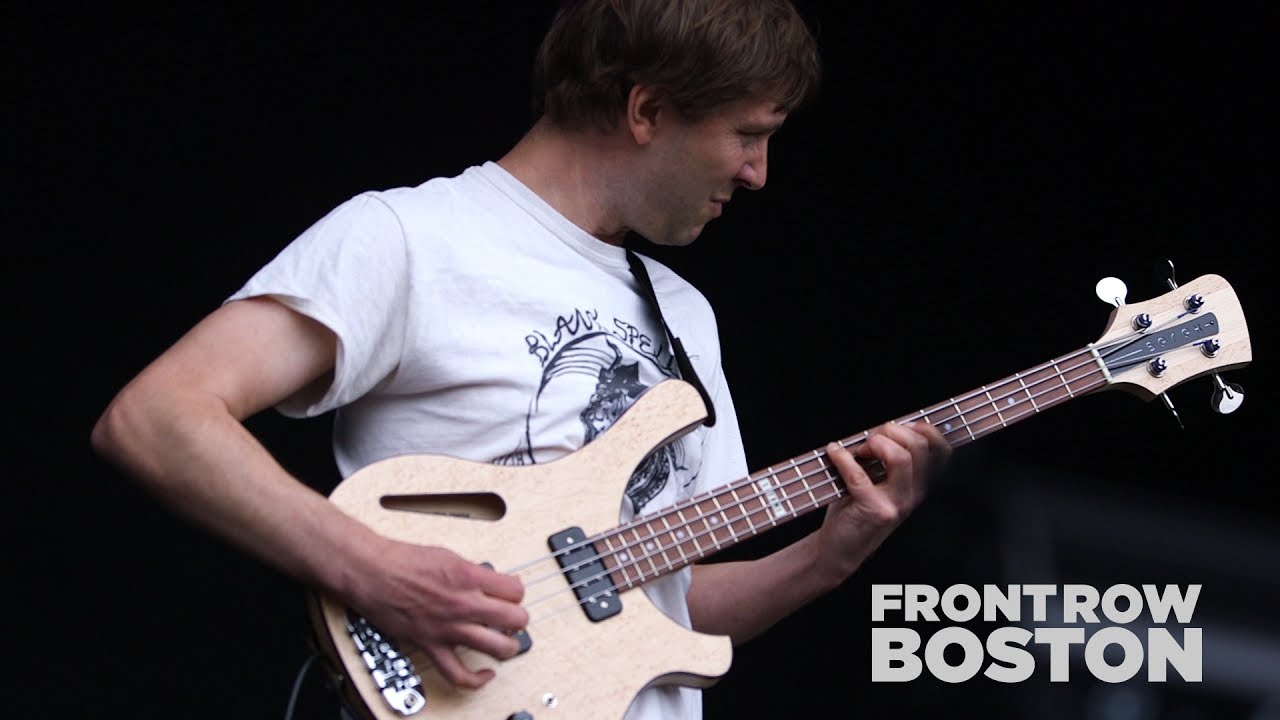 Deerhoof — 'There's That Grin'