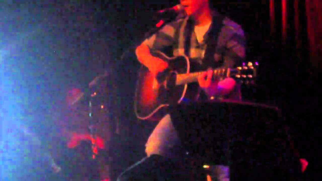 Nick Talking to Girl in front row + Hello Beautiful- Nick Jonas Live Free Acoustic Show 2/23/11
