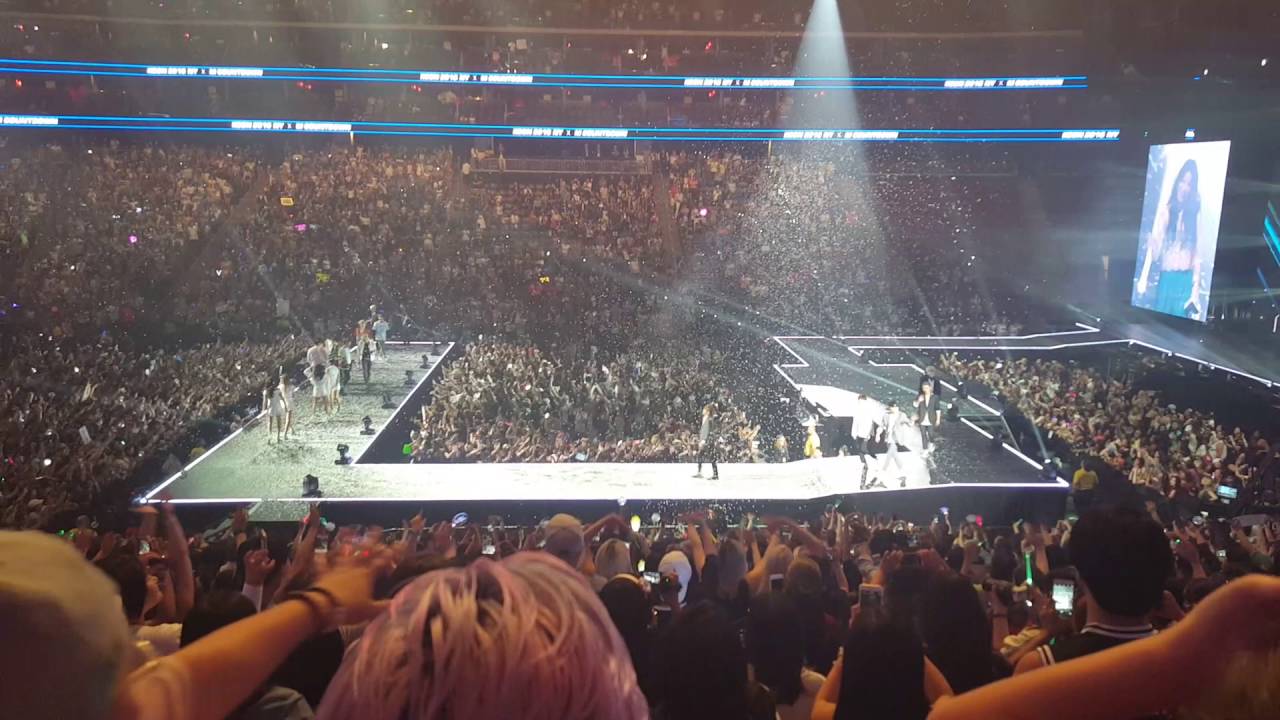 [FANCAM] #KCON16NY - BTS, MAMAMOO, DAY6, Ailee, Eric Nam - Ending